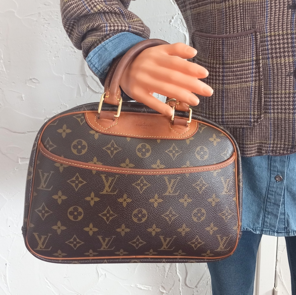 Louis Vuitton Trouville handbag in Brown Monogram Canvas - Picture 2 of 16
